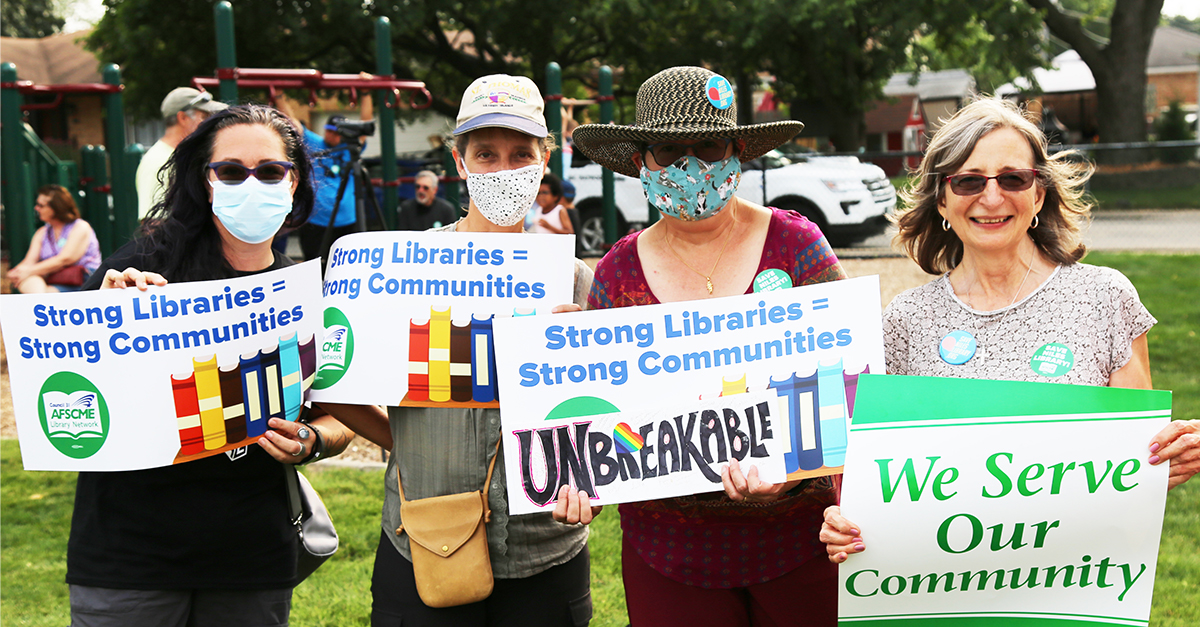 Workers deliver big win for Illinois public library and the community it serves 